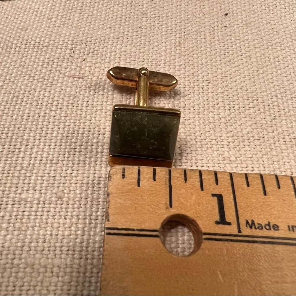 Vintage Gold Tone with Green Stone Cufflinks